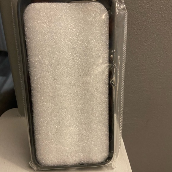 New iPhone 14 Pro Max case - Picture 2 of 3